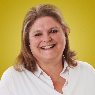 Yvonne Adriaansen - Office Manager